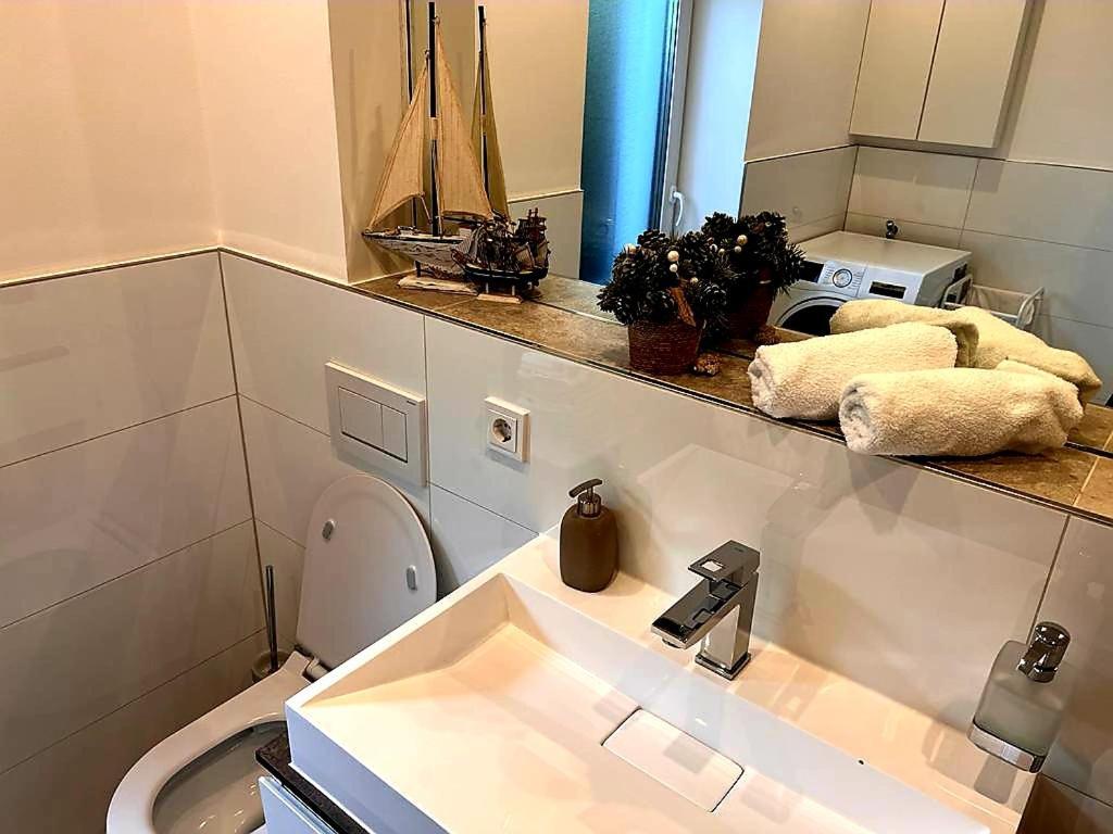 Apartments Bei Playmobil Eg,130M2,Grosse Terassen,24H Self Check-In, Free Parking Zirndorf Extérieur photo