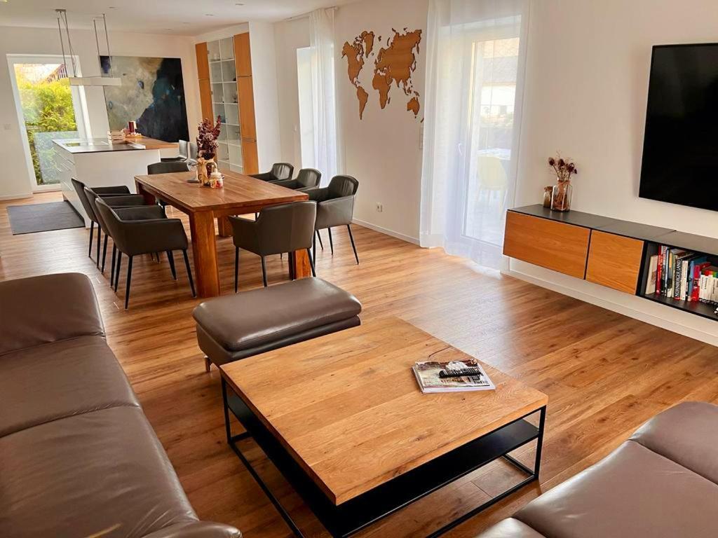 Apartments Bei Playmobil Eg,130M2,Grosse Terassen,24H Self Check-In, Free Parking Zirndorf Extérieur photo